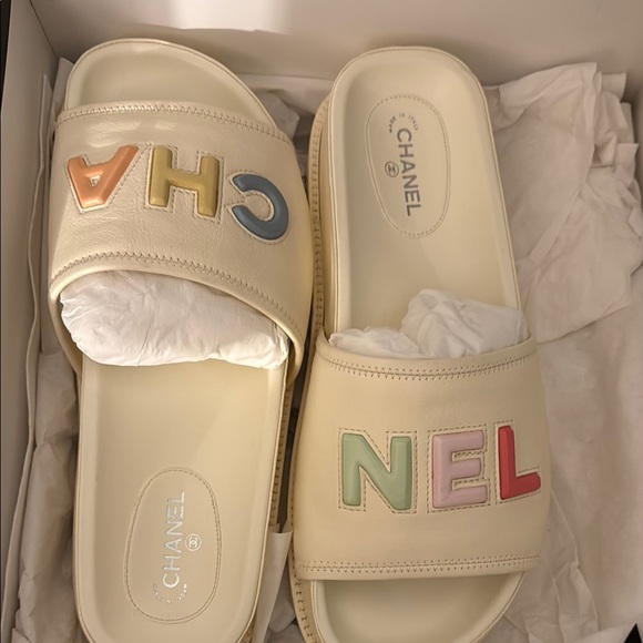 Chanel Cream Sandals with Pastel Accents - Picture 1 of 3